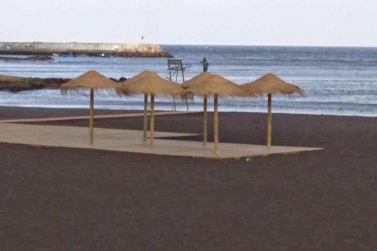 Piso En Primera Linea Con Vistas Directas Al Mar 멜레나라 외부 사진